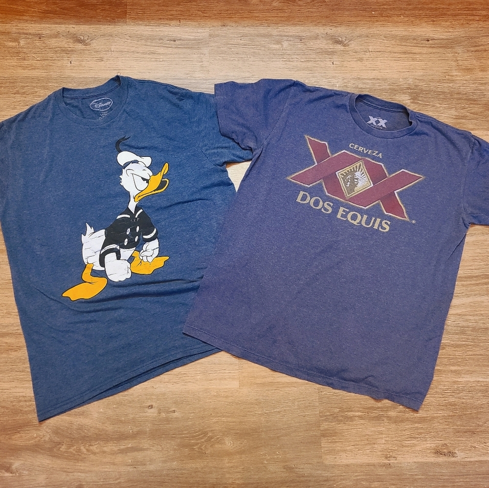 🍻 2 Men's Tshirts, Large, great condition.